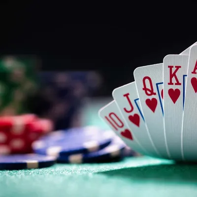 Como jogar poker: guia completo com regras e dicas