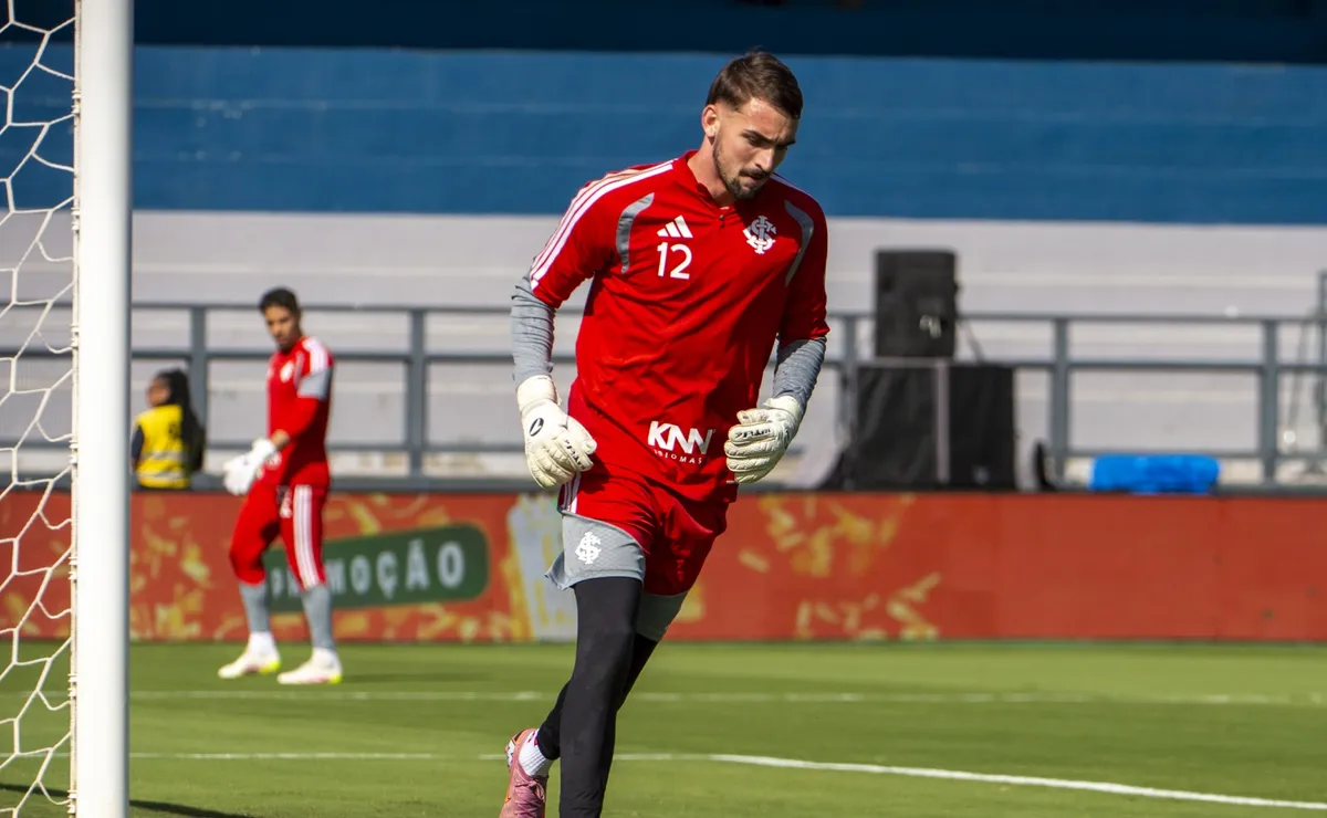 Maripán e Anthoni treinam com o elenco do Internacional e podem voltar contra o Botafogo