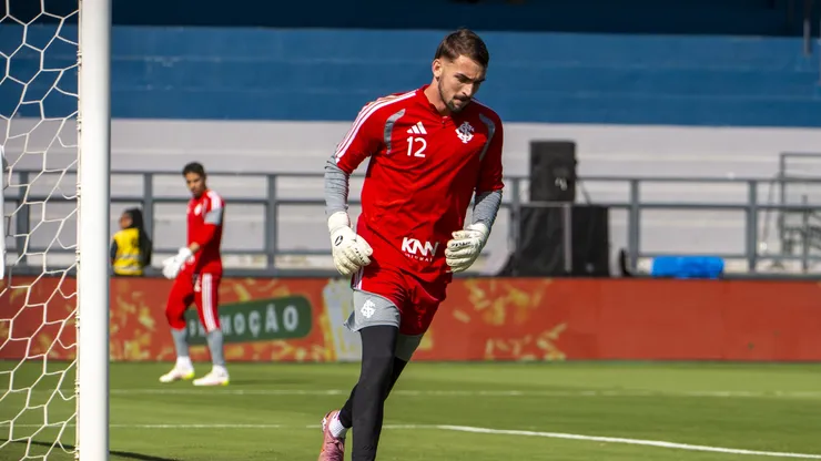 Anthoni volta a treinar no Inter. Anderson Romão/AGIF.