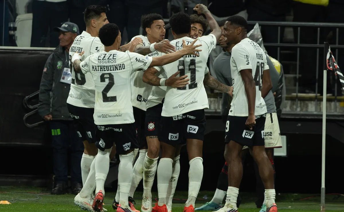 Opinião: Corinthians alimenta a própria crise e coloca o futuro do elenco em risco