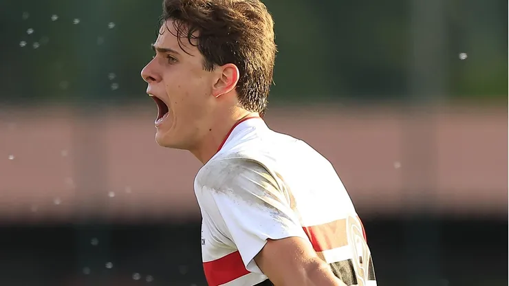 Atacante vem se destacando no São Paulo - Foto: Miguel Schincariol / São Paulo FC