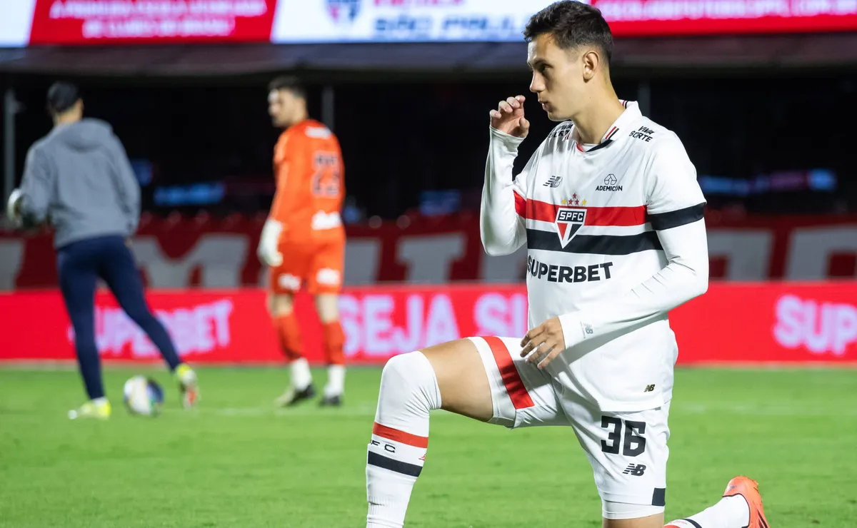 Patryck Lanza deve deixar o São Paulo, e futuro do lateral segue indefinido para 2027