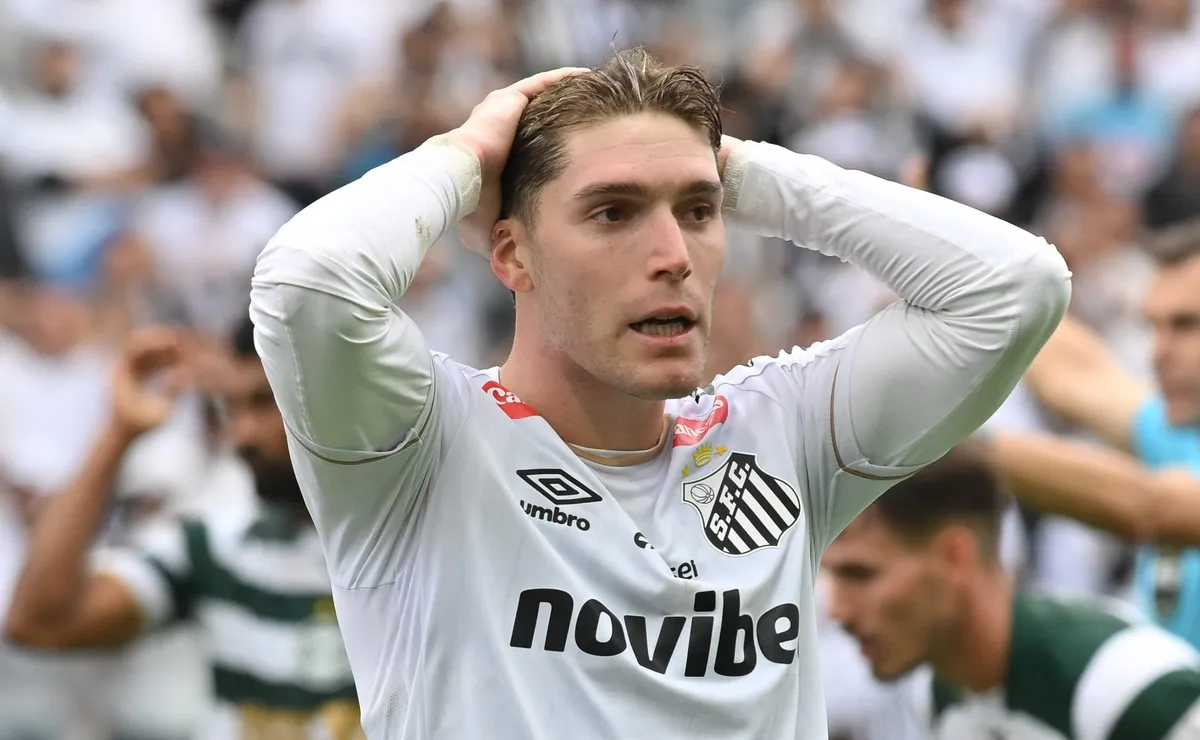 Opinião: Santos precisa vender Rollheiser para viabilizar renovações de Neymar, Gabigol e companhia