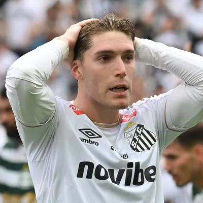 Opinião: Santos deve vender Rollheiser para viabilizar renovações de jogadores