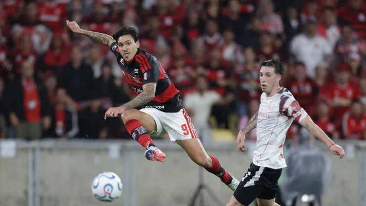 Pedro precisa voltar a jogar bem no Flamengo - Foto: REUTERS/Ricardo Moraes