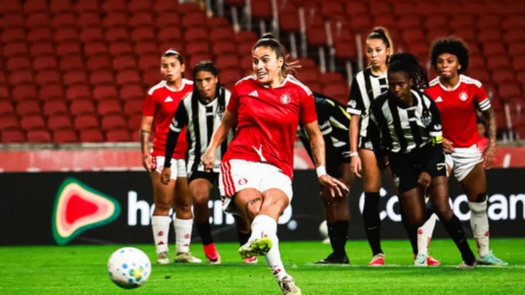 Gurias Coloradas venceram o Atlético-MG nas quartas. Divulgação/SC Internacional.