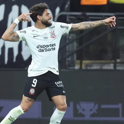 Seedorf pode mudar ataque e surpreender no Corinthians