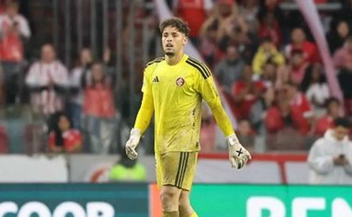 Kauan Jesus brilha na vitória do Internacional e lembra início da trajetória Alisson