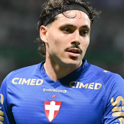 Palmeiras erra com Sosa, marca com Maurício e expõe contradição ofensiva