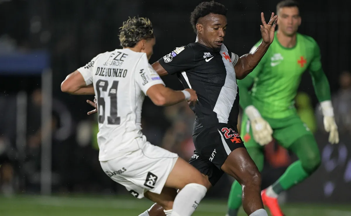 Vasco vira no fim com Marino e vence o Corinthians por 3 a 2 no Campeonato Brasileiro