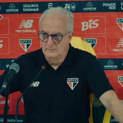 Dorival blinda elenco e evita falar sobre futuro no São Paulo