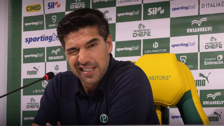 Abel Ferreira não deixou de dar o seu recado sobre a reclamação do Flamengo sobre o Estudiantes - Foto: Hugo Neves/RP FOTOPRESS/AGIF