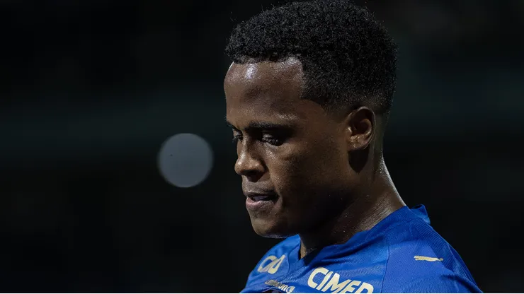 Nomes como Arias, Gómez e Piquerez têm grandes chances de serem convocados nesta Data FIFA - Foto: Anderson Romão/AGIF