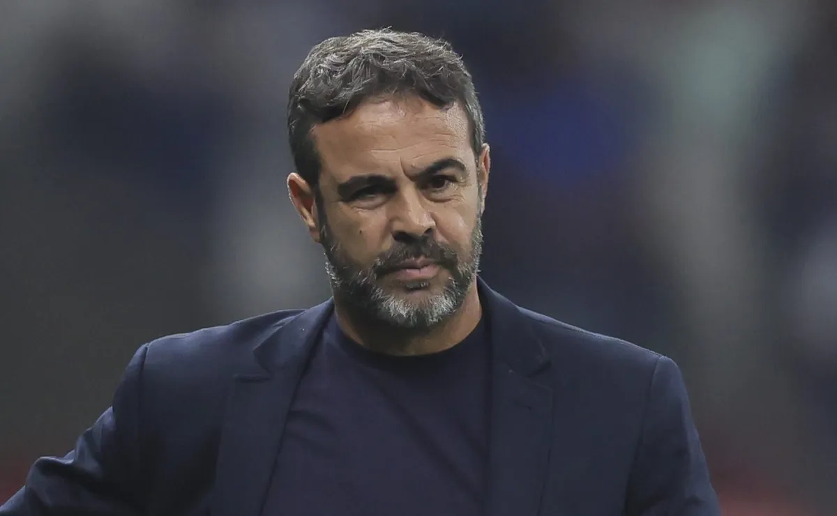 Artur Jorge minimiza clássico entre Cruzeiro x Atlético-MG e faz análise: “importante é a consistência de resultados”