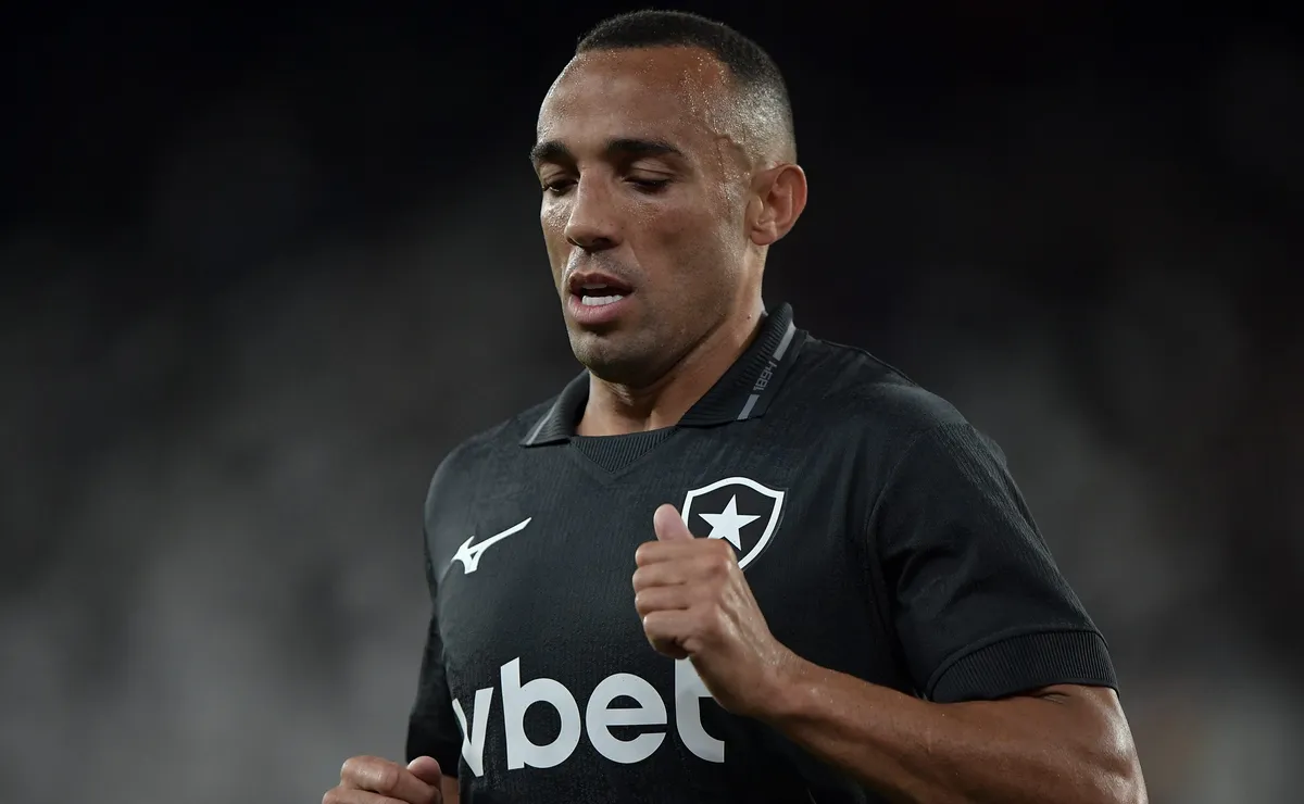 Marçal não esconde opinião após derrota do Botafogo no Campeonato Brasileiro e parabeniza o Internacional