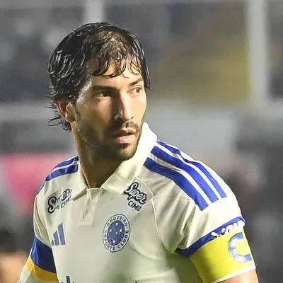 Artur Jorge explica motivo de Lucas Silva não jogar no Cruzeiro