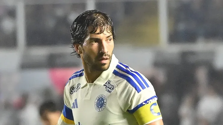 Lucas Silva, meio-campista do Cruzeiro - Foto: Jota Erre/AGIF