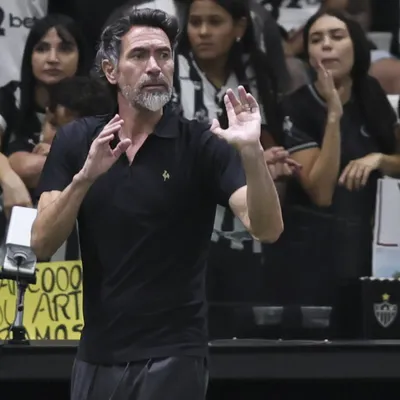 Escalação: Galo terá mudança para encarar o Flamengo