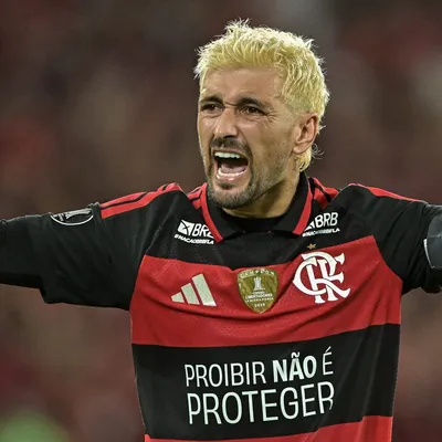Arrascaeta apela por união da torcida do Flamengo após eliminação