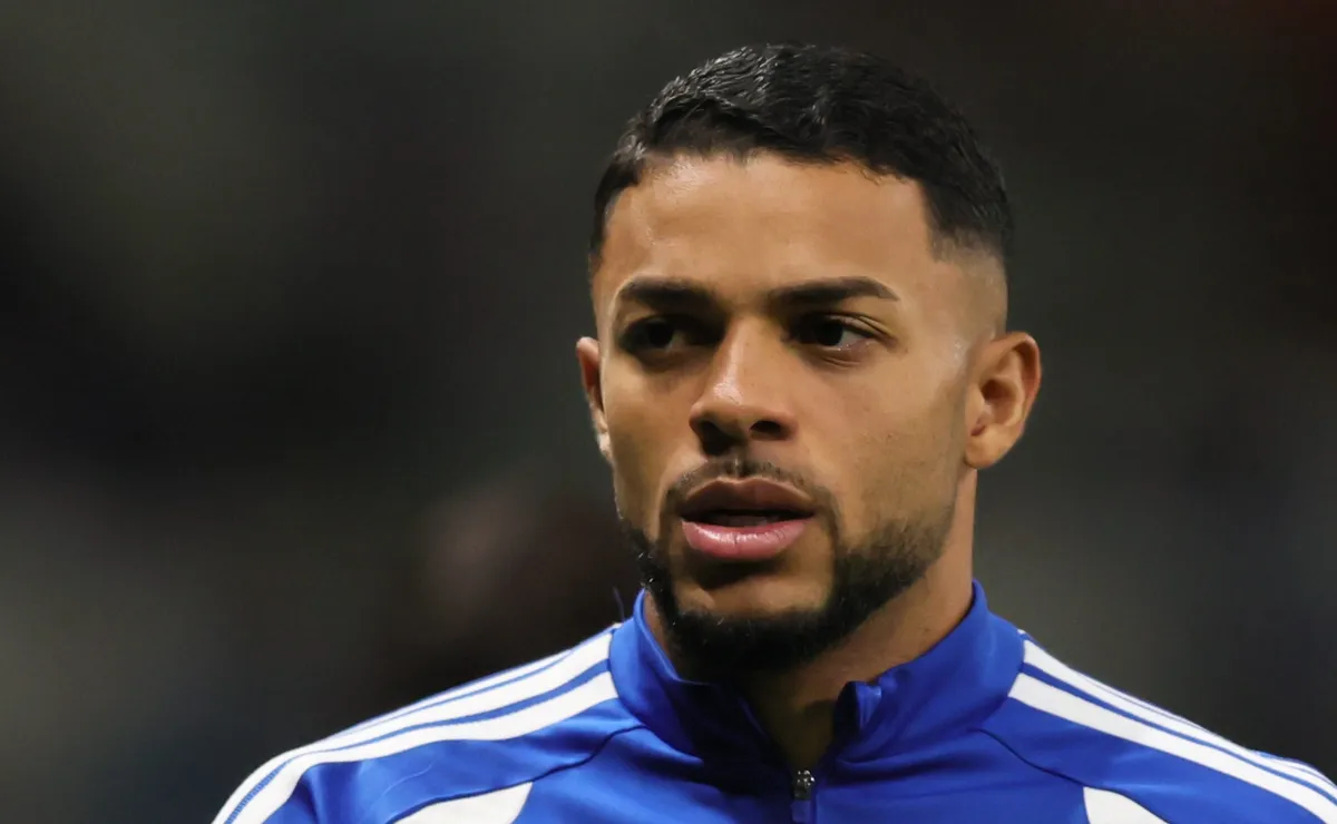 Wanderson e Marquinhos perdem espaço no Cruzeiro e futuro de dupla gera dúvidas para 2027