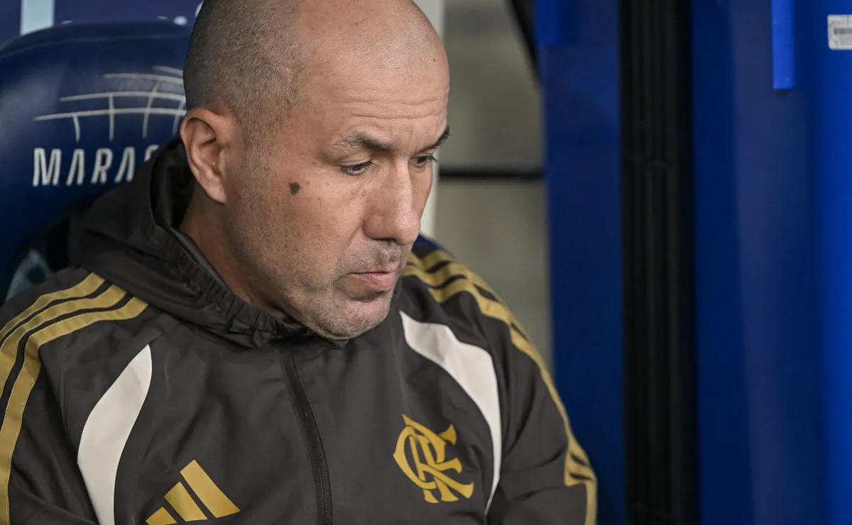 Vitória do Flamengo garante a liderança, mas não blinda Leonardo Jardim contra as críticas
