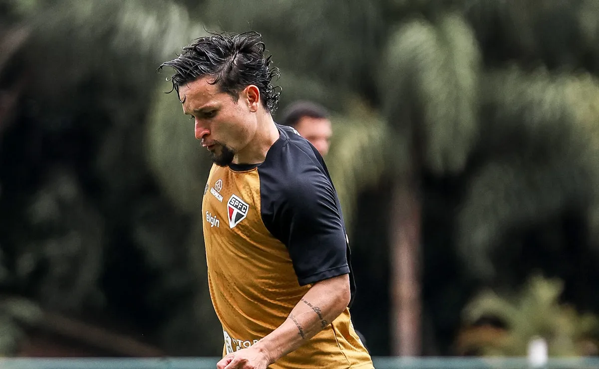 Artur vira desfalque do São Paulo contra o Bahia, e Dorival prepara mudanças no ataque