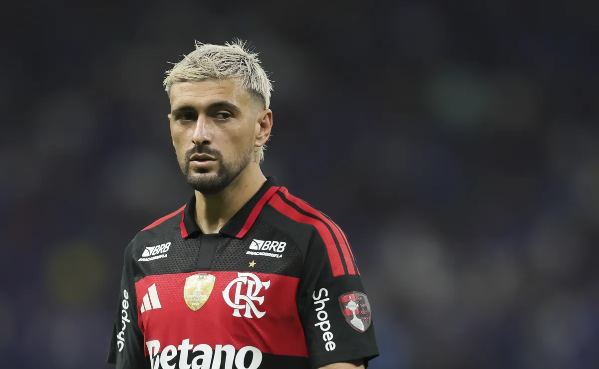 Arrascaeta minimiza Palmeiras, mas Flamengo vê rival ameaçar liderança