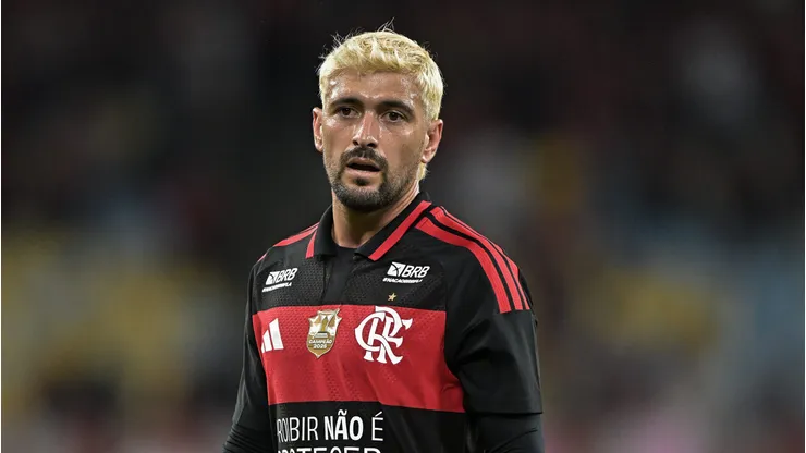 Arrascaeta jogador do Flamengo durante partida contra o Atletico-MG no estadio Maracana pelo campeonato Brasileiro A 2026.