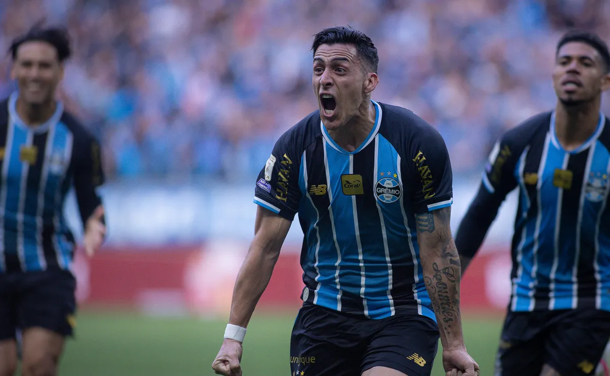 Baixa de peso no Grêmio: Pavón tem lesão grau 1 e desfalca o Tricolor em sequência decisiva