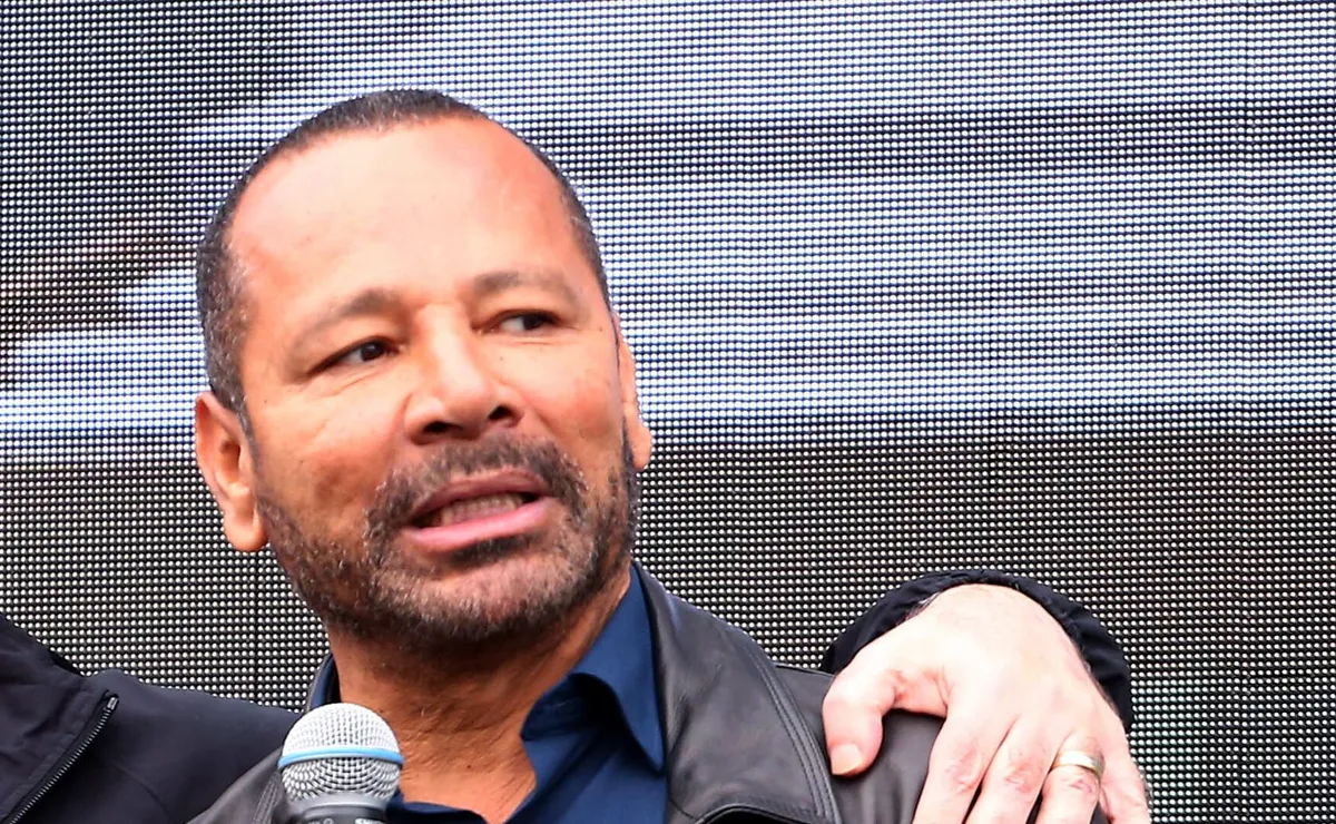 Opinião: Neymar pai salva Marcelo Teixeira no Santos com ajuda em transfer ban e reformas na Vila e no CT