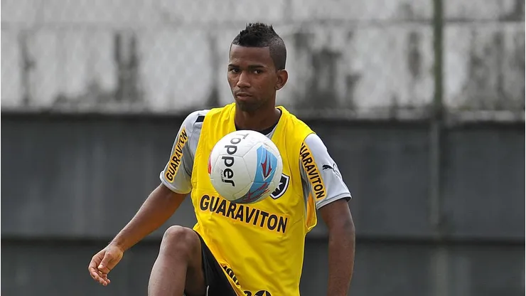 Cidinho. Treino do Botafogo no CT Joao Saldanha. 07 de Janeiro de 2013, Rio de Janeiro, Rio de Janeiro, Brasil. Foto: Fernando Soutello/AGIF