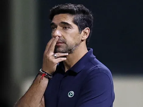 Abel insiste em esquema, revolta torcida e expõe limites táticos contra Santos