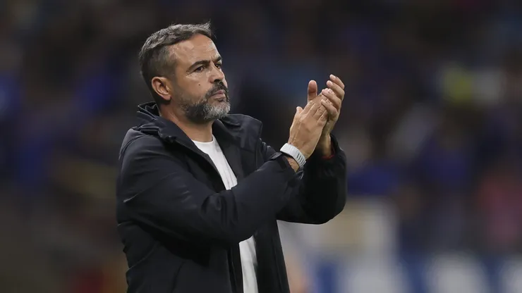 Artur Jorge, técnico do Cruzeiro - Foto: Gilson Lobo/AGIF