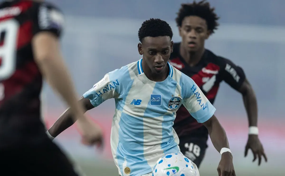 Grêmio tem quase o dobro de vitórias sobre o Athletico-PR no histórico do confronto