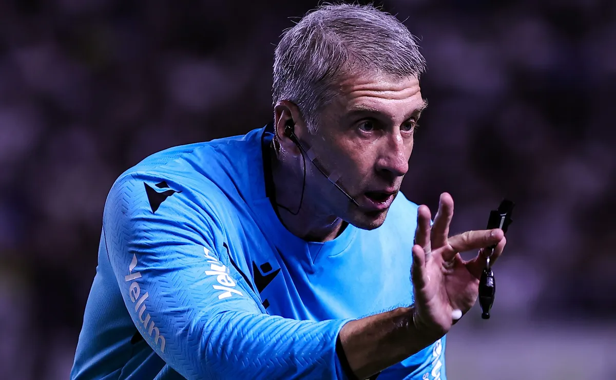 CBF define Anderson Daronco para apitar Palmeiras x Vasco pela semifinal da Copa do Brasil