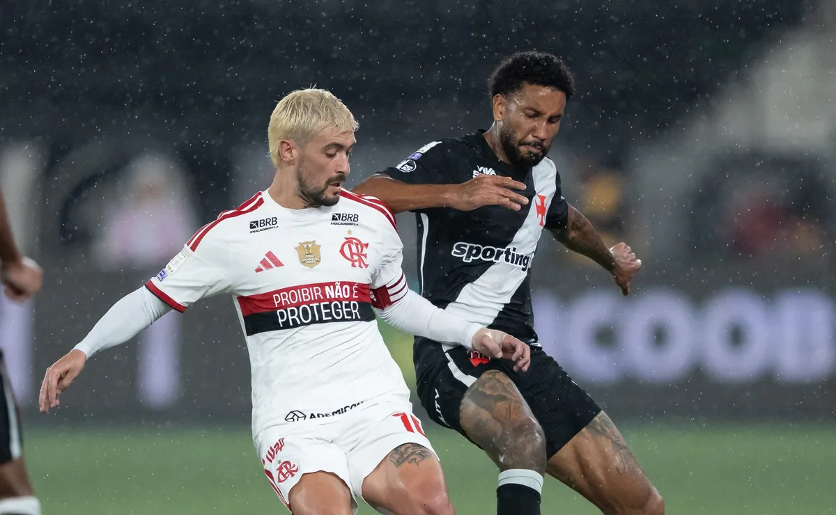 Vasco escala time misto contra o Flamengo e sofre goleada de 4 a 1 no Maracanã