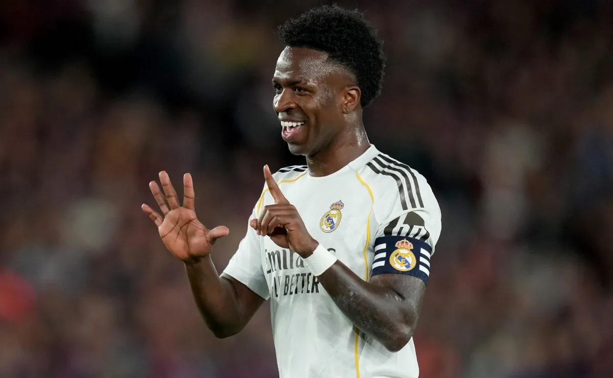 Ex-Barcelona critica Vini Jr. após clássico e dispara: ‘Real Madrid joga melhor sem ele’