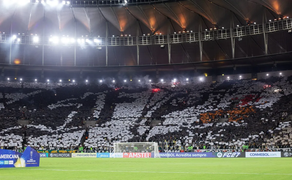Vasco recusa Maracanã e mantém jogo contra Palmeiras em São Januário pela Copa do Brasil