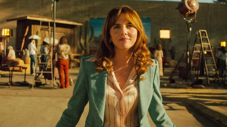 Ophelia Lovibond in Minx.