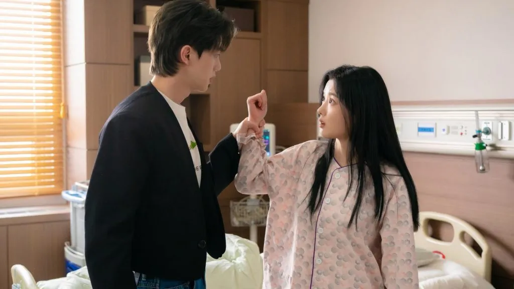 Kim Yoo-jung and Song Kang in My Demon. (Source: IMDb)