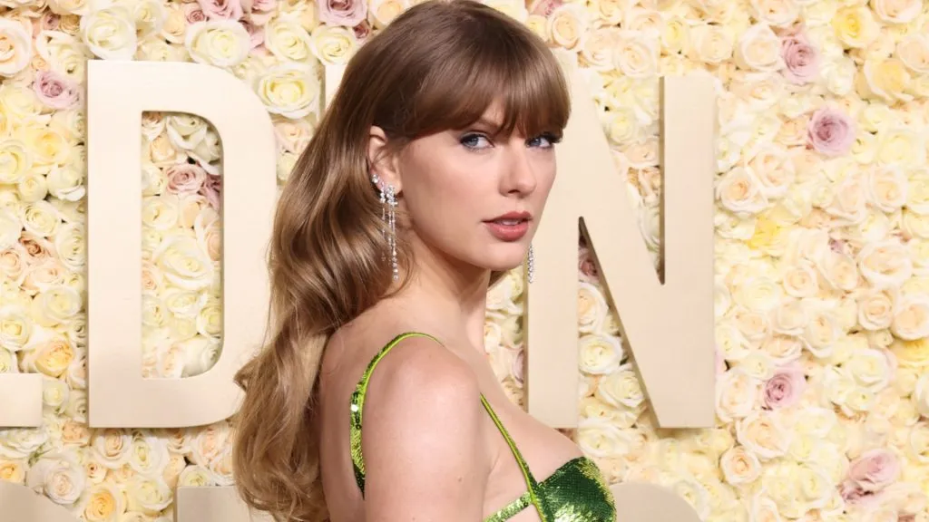 Taylor Swift at the 2024 Golden Globes