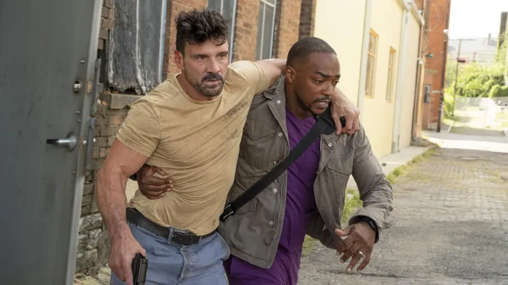 Anthony Mackie and Frank Grillo in 'Point Blank'