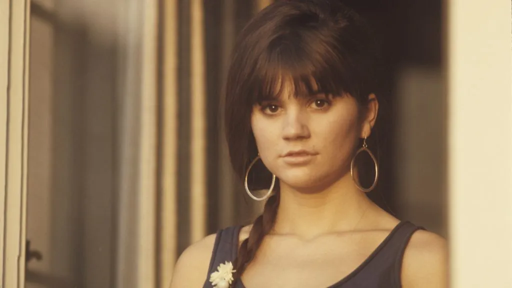 Linda Ronstadt in Linda Ronstadt: The Sound of My Voice.