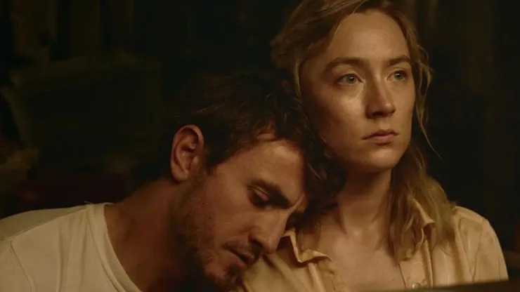 Paul Mescal and Soairse Ronan in "Foe"