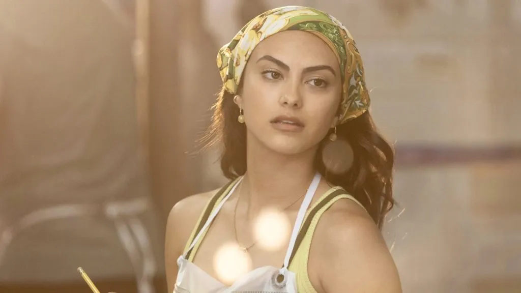 Camila Mendes in Música. (Source: IMDb)