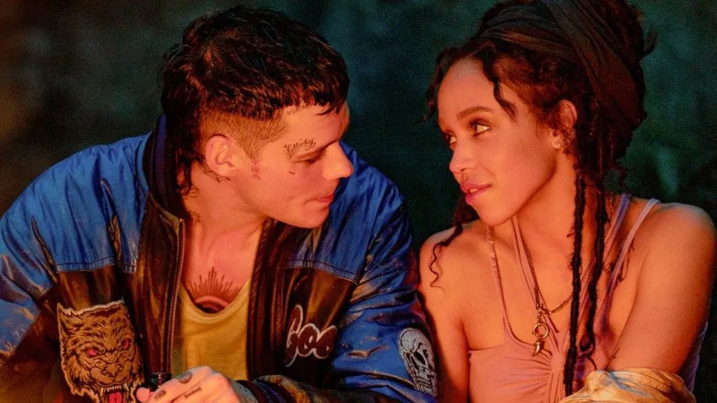 Bill Skarsgard and FKA twigs in The Crow. (Source: @FilmUpdates and Vanity Fair)