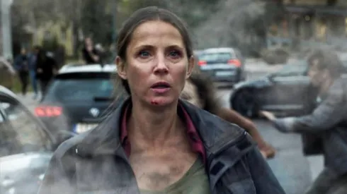 Tuva Novotny in The Abyss.