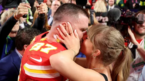Travis Kelce and Taylor Swift celebrate Super Bowl win