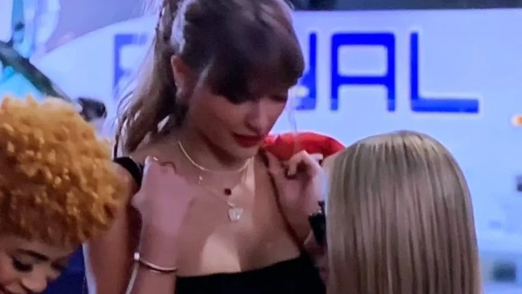 Taylor Swift at the Super Bowl 2024. (Source: @PopBase)