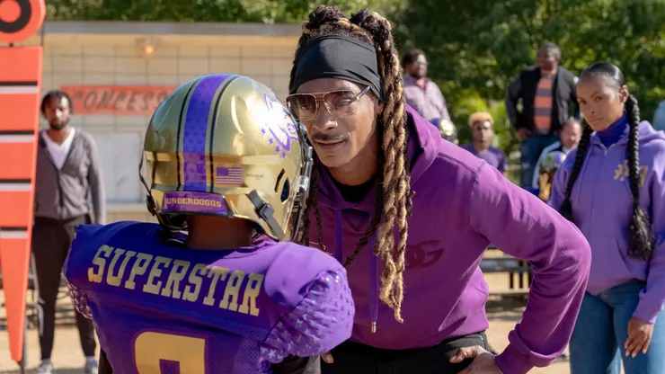 Snoop Dogg and Tika Sumpter in The Underdoggs.